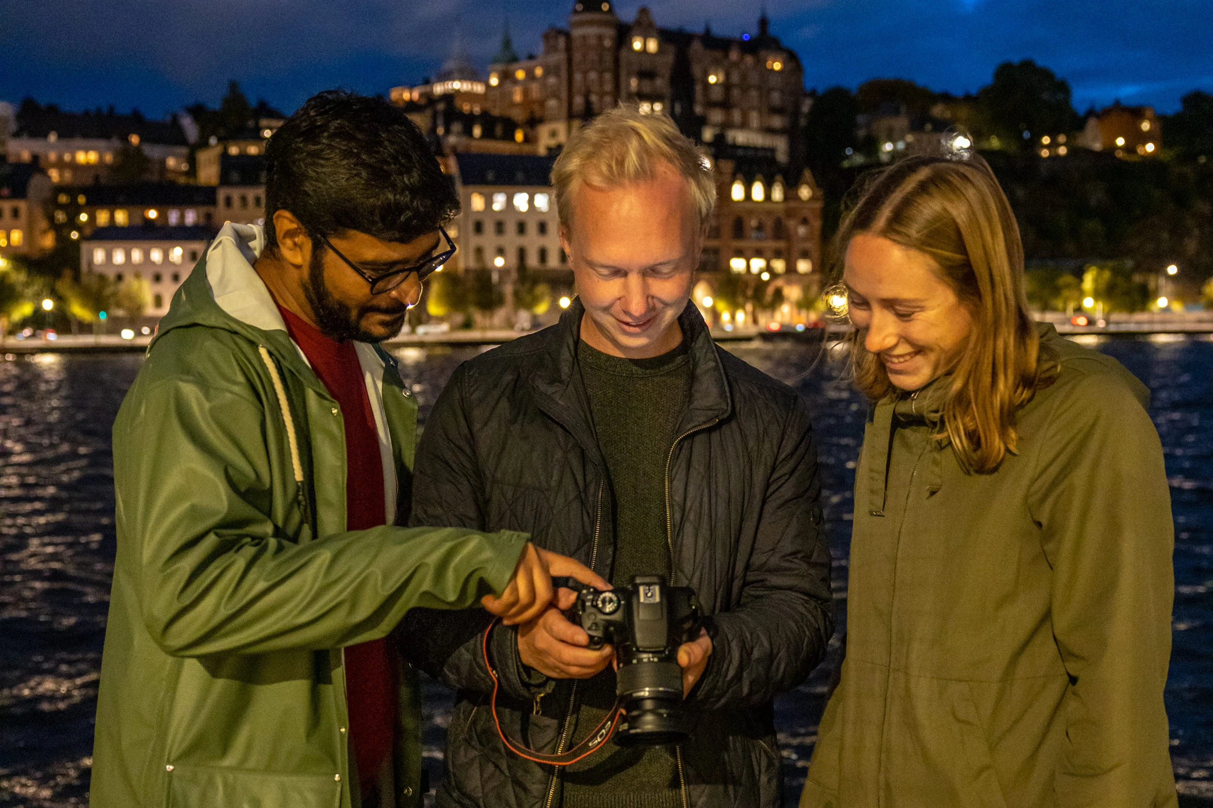 Stockholm: Guided Night Photo Walk Tour