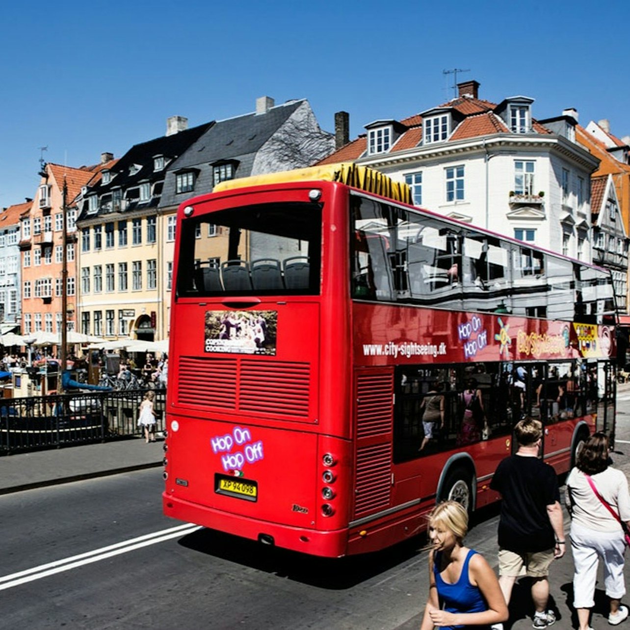 City Sightseeing Copenhague: Passeio de ônibus hop-on hop-off pela rota colorida - Acomodações em Copenhagen