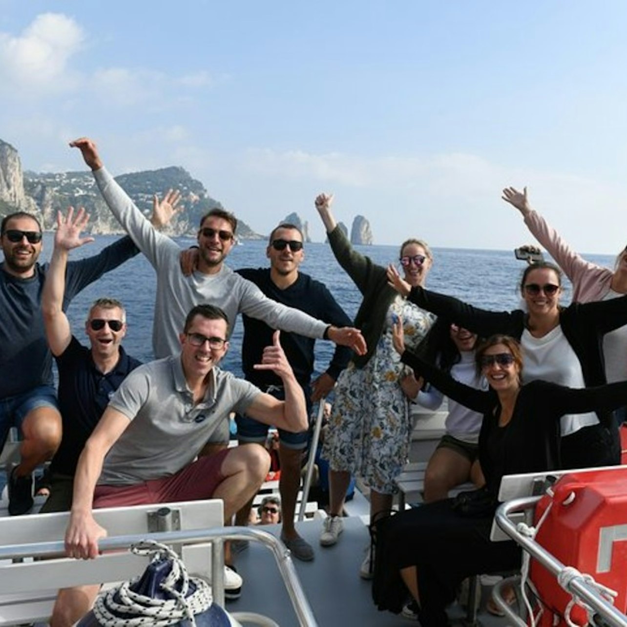 Isla de Capri: Excursión de un día desde Nápoles con paseo en barco por la isla - Alojamientos en Nápoles