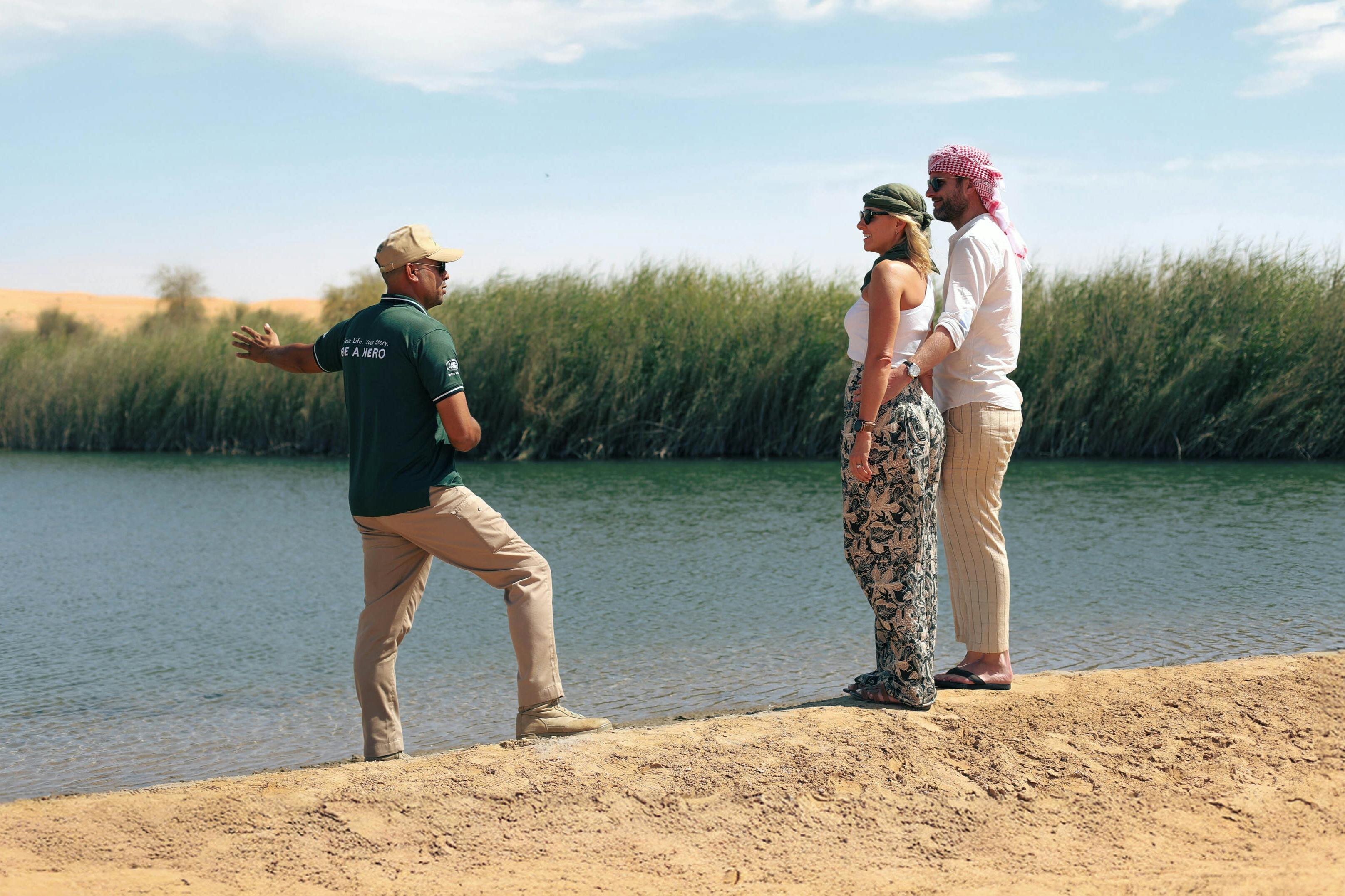 Dubai: Guided Luxury Desert Safari + Breakfast + Transfers - Photo 2