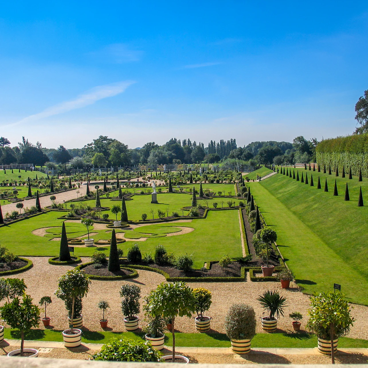 Hampton Court Palace, Gardens & Maze: Entry Ticket in London β Tiqets