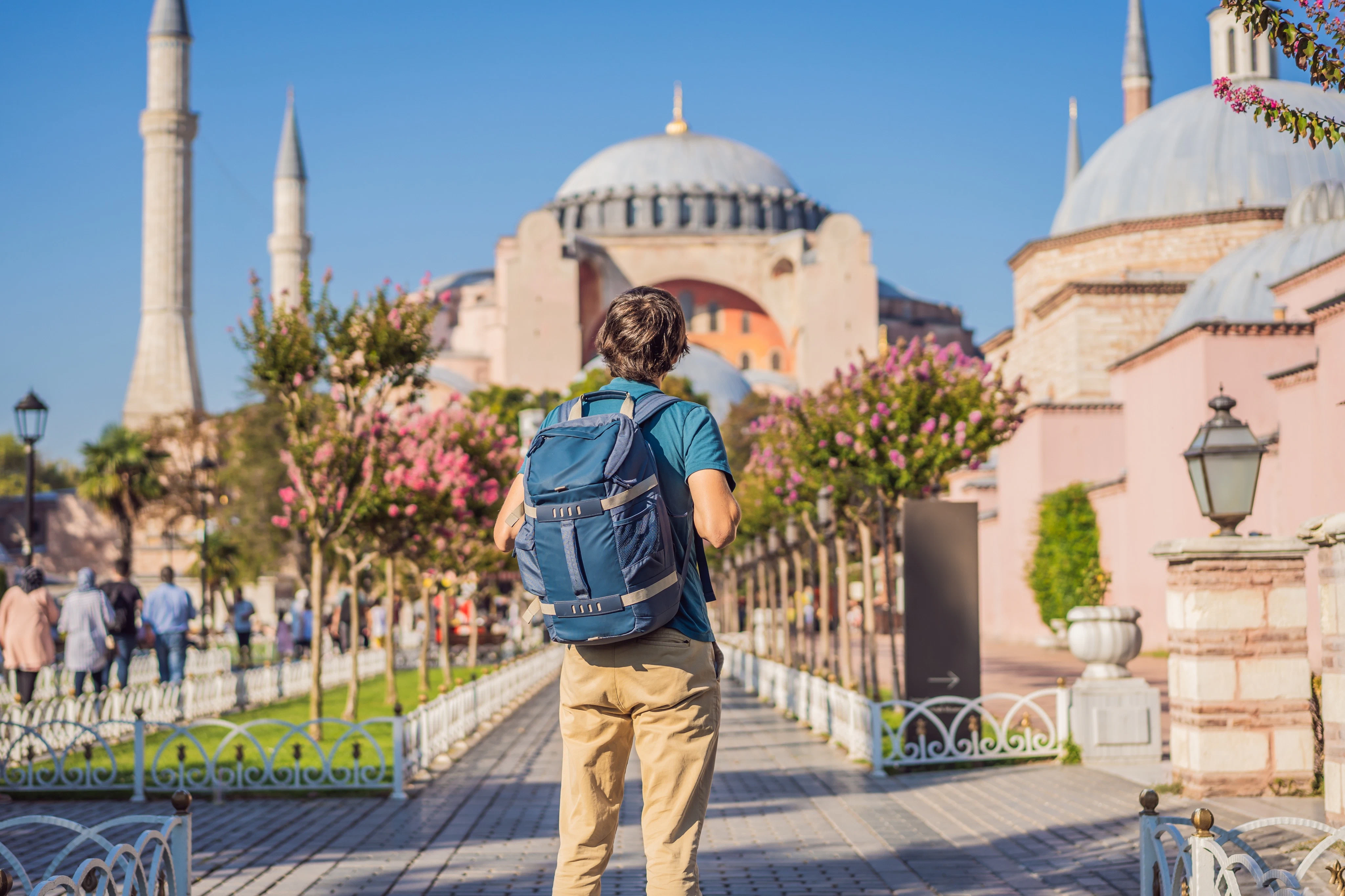 Istanbul: Half-Day Guided City Tour + Roundtrip Transfer