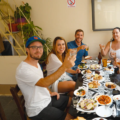 Atenas: Excursão de comida grega tradicional - Photo 3