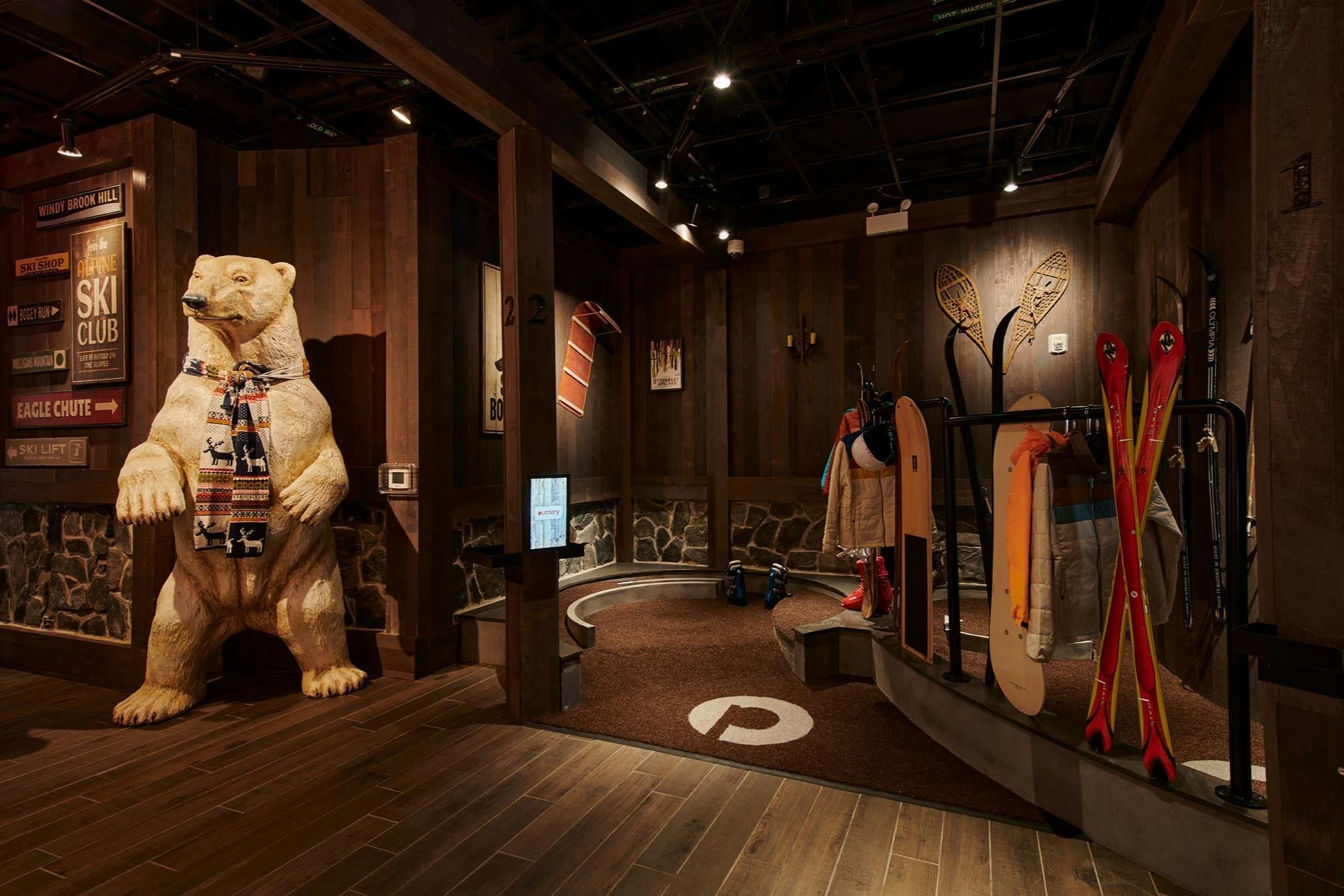 High Line Comedy Club: Stand Up Comedy Show + Minigolf - Photo 4