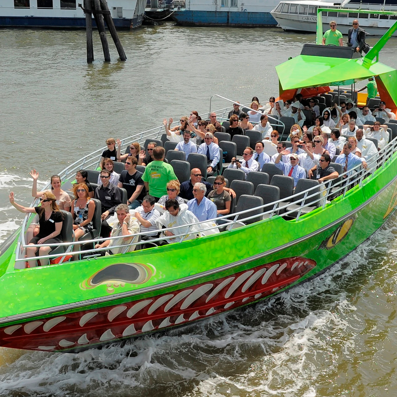 New York: Circle Line The Beast Speedboat Ride in New York β Tiqets