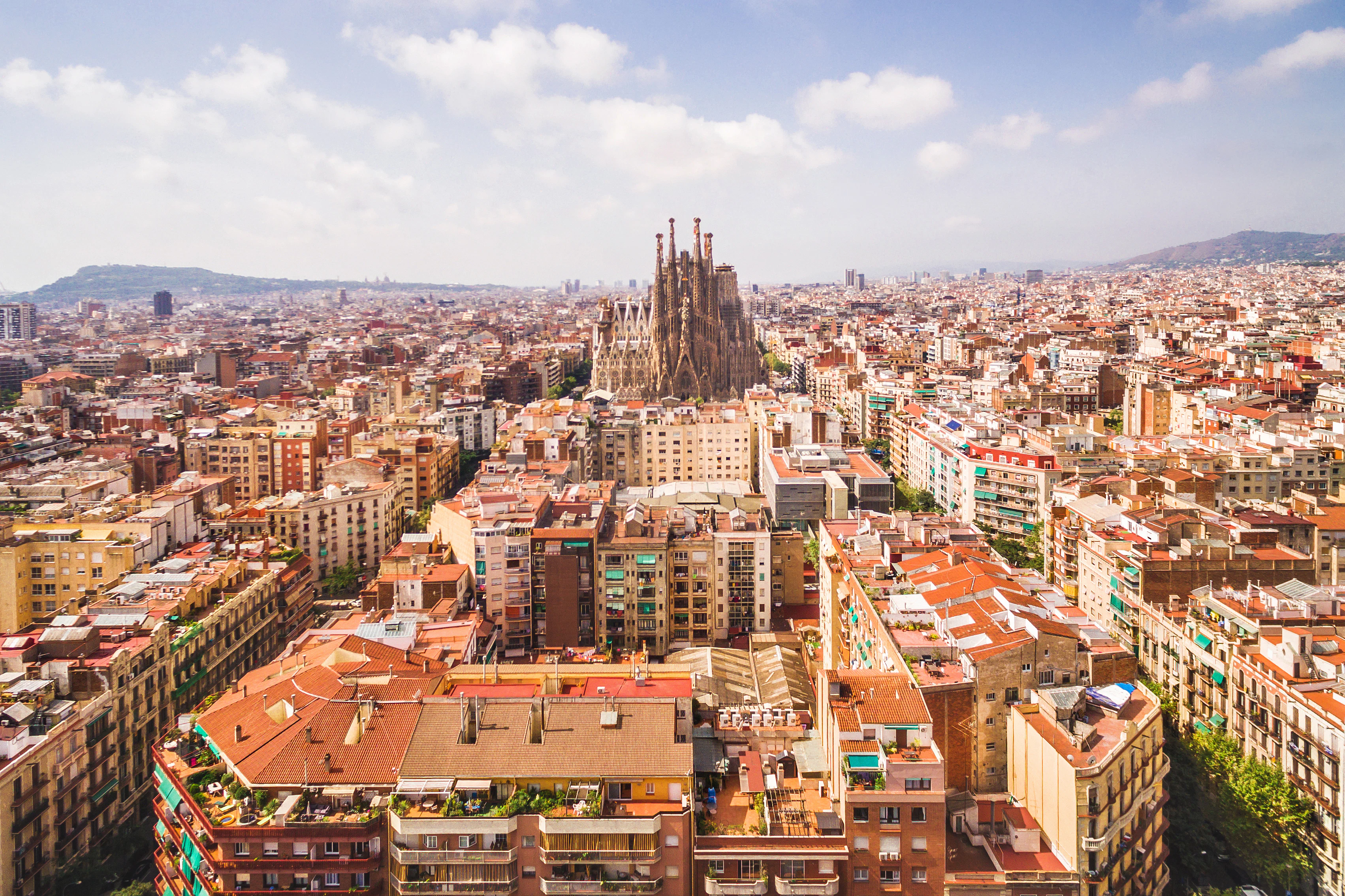 Sagrada Familia: Skip The Line Ticket + Guided Tour