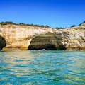 Excursión en barco por las Cuevas de Benagil al amanecer desde Portimao