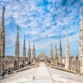 Nos terraços da catedral de Milão