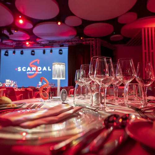 Costa Adeje: Scandal Dinner Show