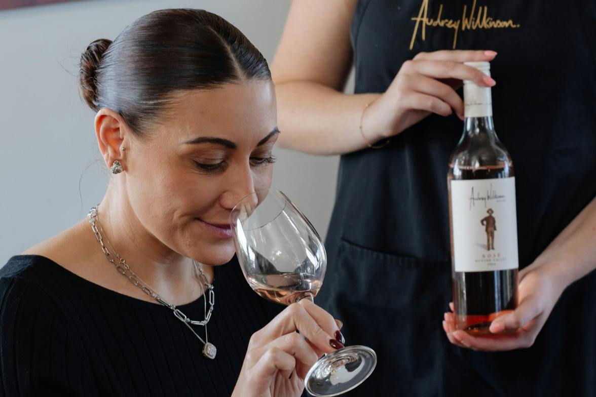 Hunter Valley: Guided Day Tour from Sydney + Lunch & Wine + Winery Visit - Photo 8