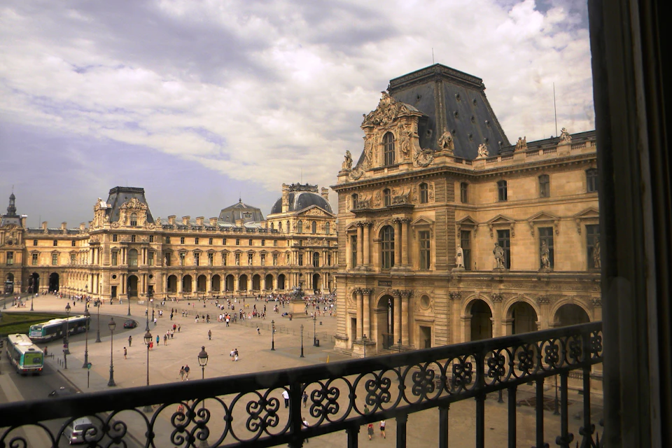 Louvre Museum