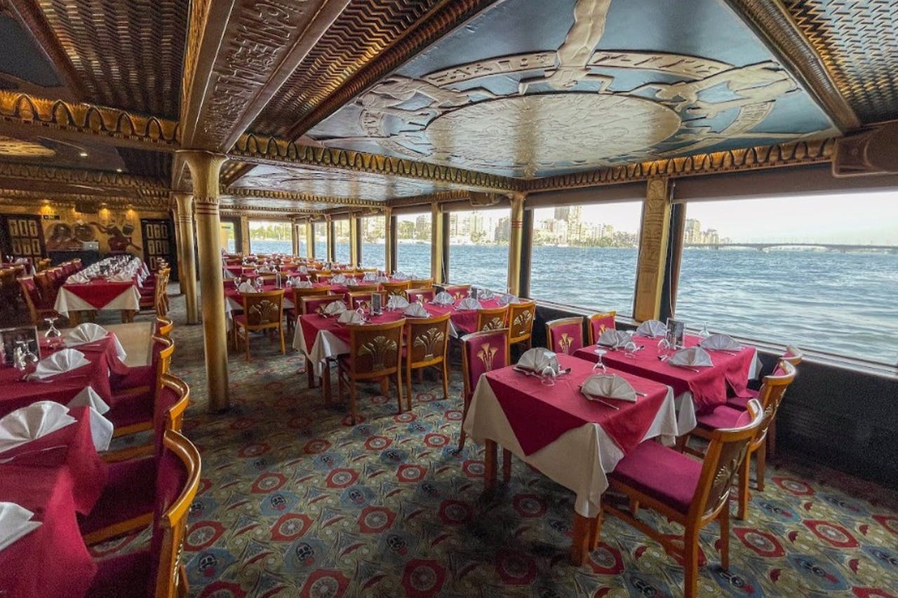 Il Cairo: Nile Pharaohs Tour in barca con cena + trasferimento e bevande opzionali — 7