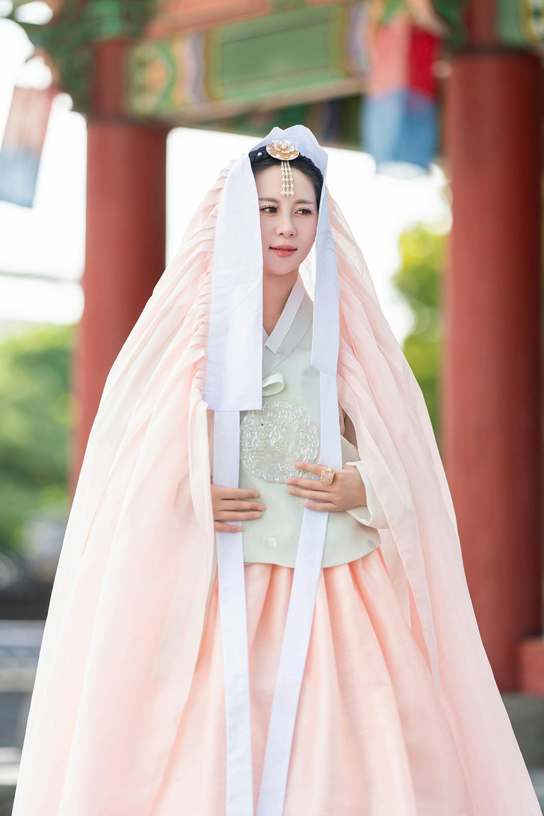 Jeju Korean Cultural Experience: Hanbok Rental + K-Beauty + Photoshoot