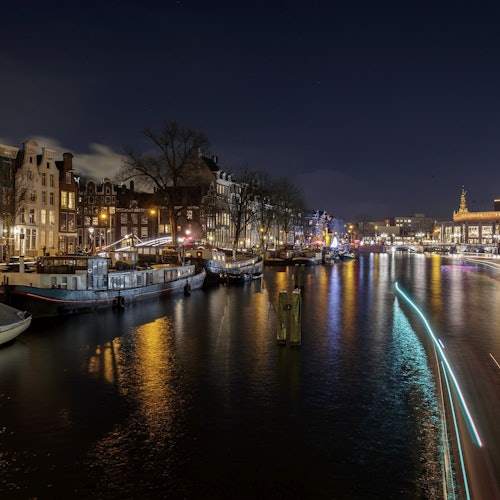 Amsterdam: Lovers Crucero nocturno por el Canal desde la Estación Central