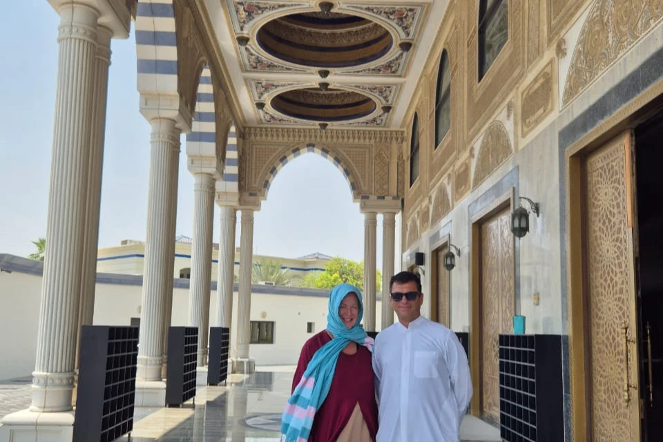 Dubai: Guided City Tour + Blue Mosque Entry