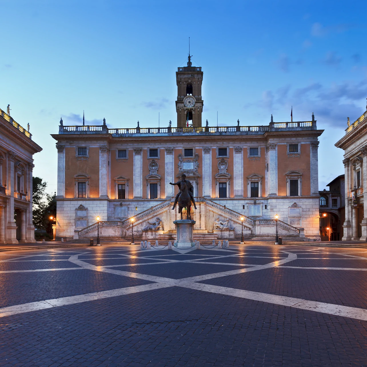 Capitoline Museums: Guided Tour + Multimedia Video