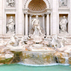 frontal utsikt över Fontana di Trevi