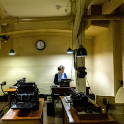 London: Churchill War Rooms Entry + Wartime London Guided Walking Tour