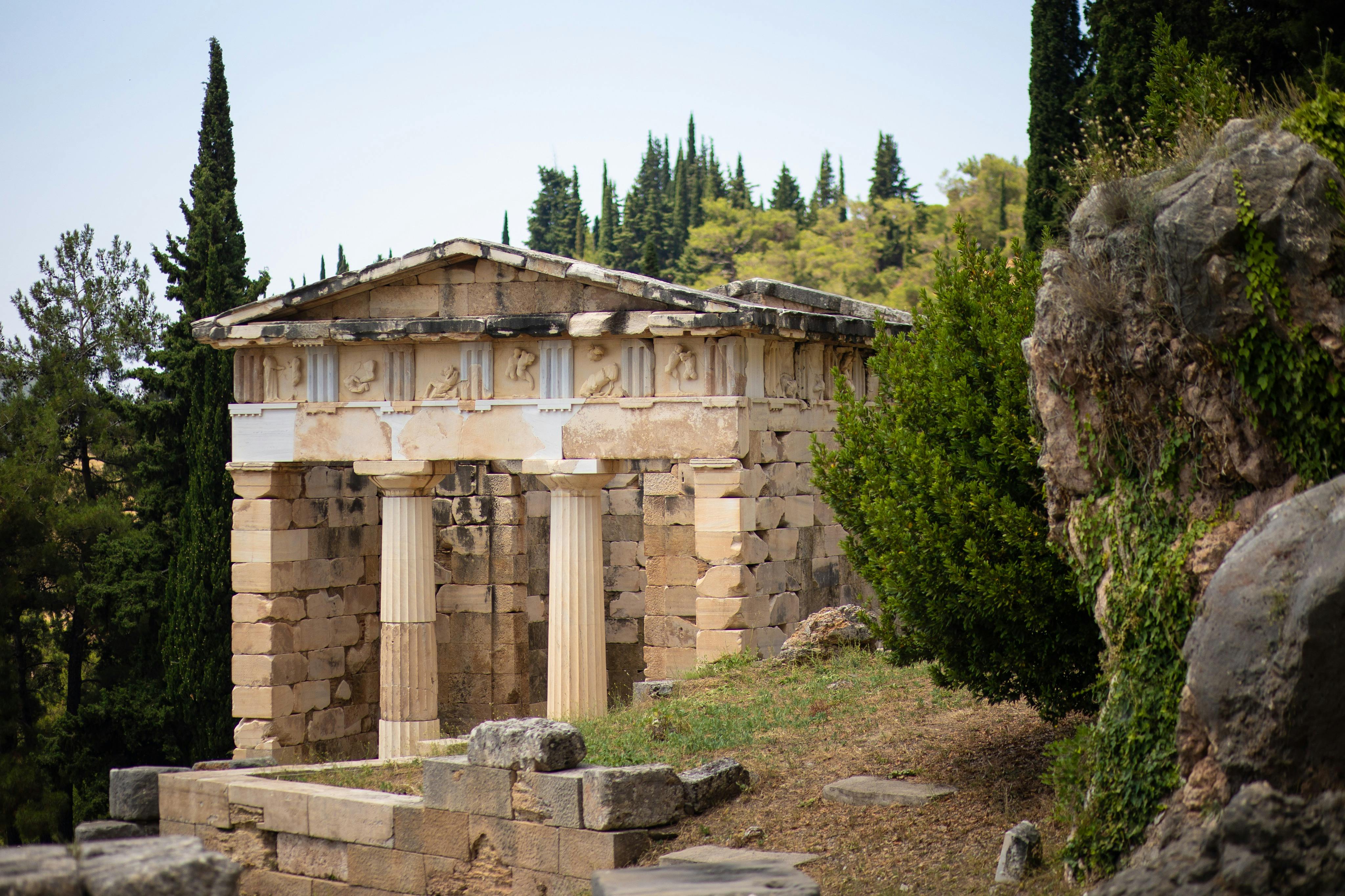 デルフィ遺跡