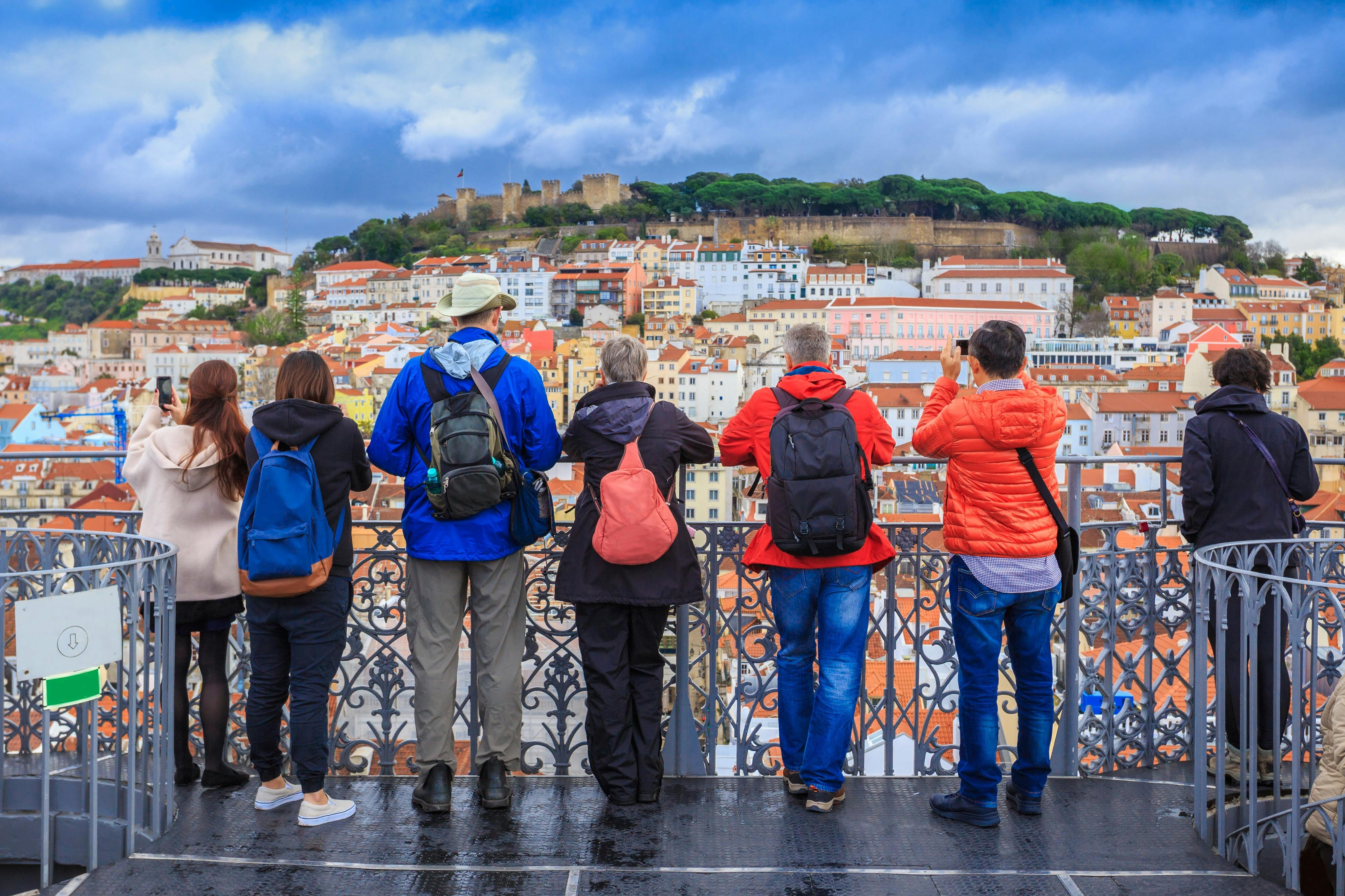 Travelers admiring the Saint George Castle