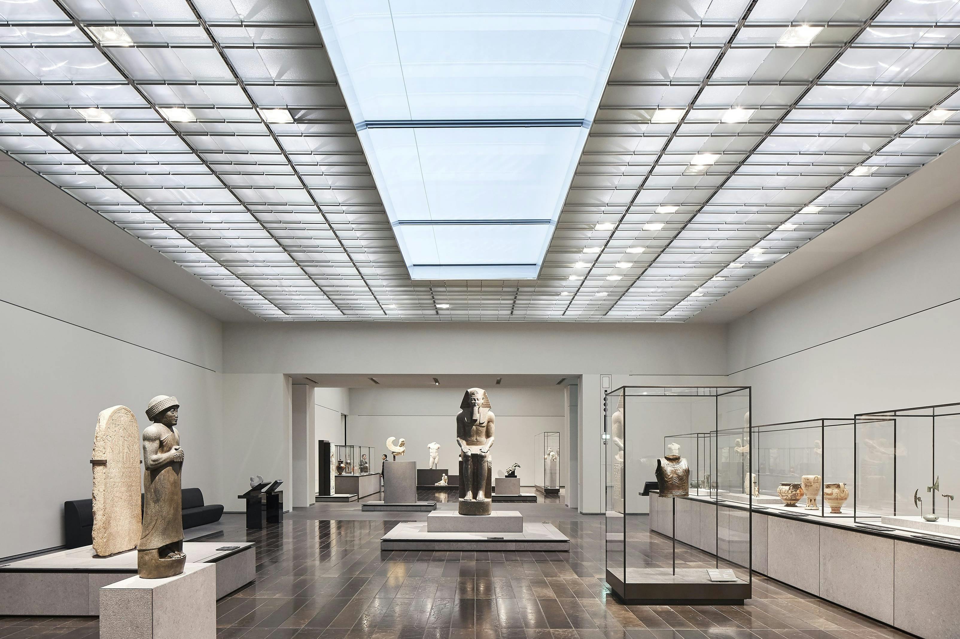 Louvre Abu Dhabi + Louvre Abu Dhabi Highlights Permanent Collection ...