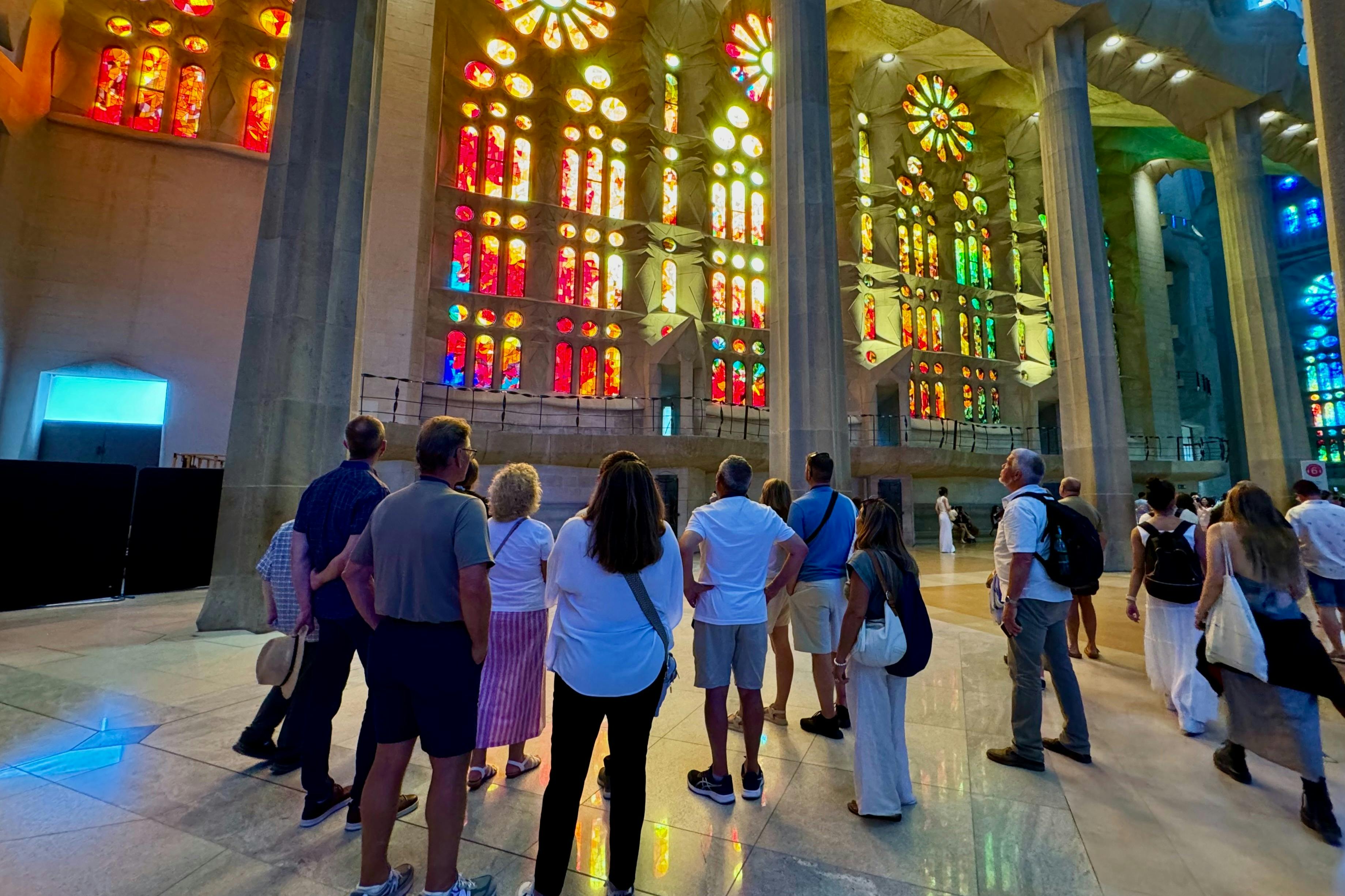 Sagrada Familia: Skip The Line Ticket + Führung auf Chinesisch — 7