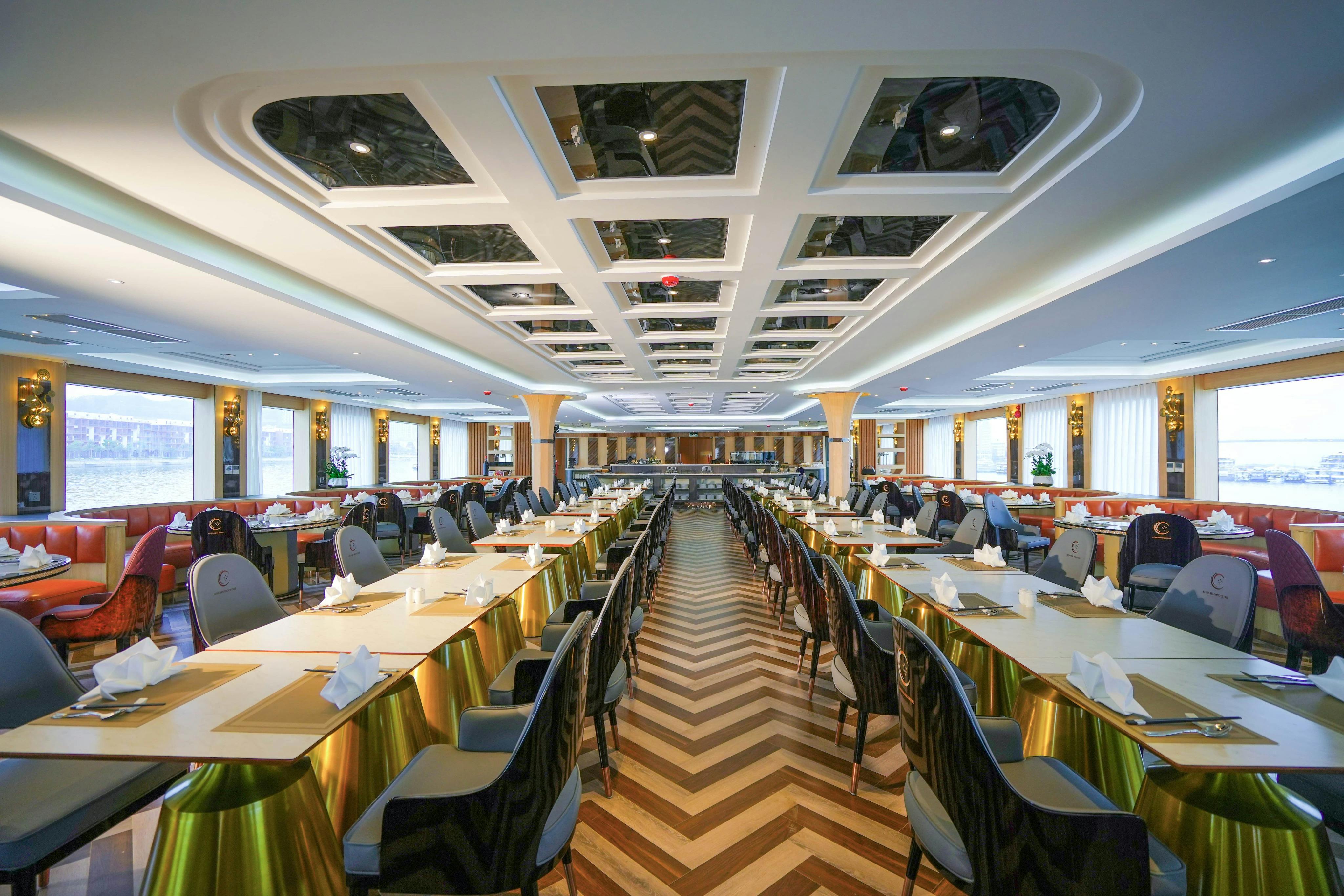 Ha Long Bay: Luna Cruise + Sung Sot & Ti Top + Optional Transfers + Meals - Photo 4