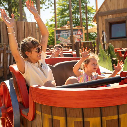 BELANTIS Amusement Park: Entry Ticket - Photo 2