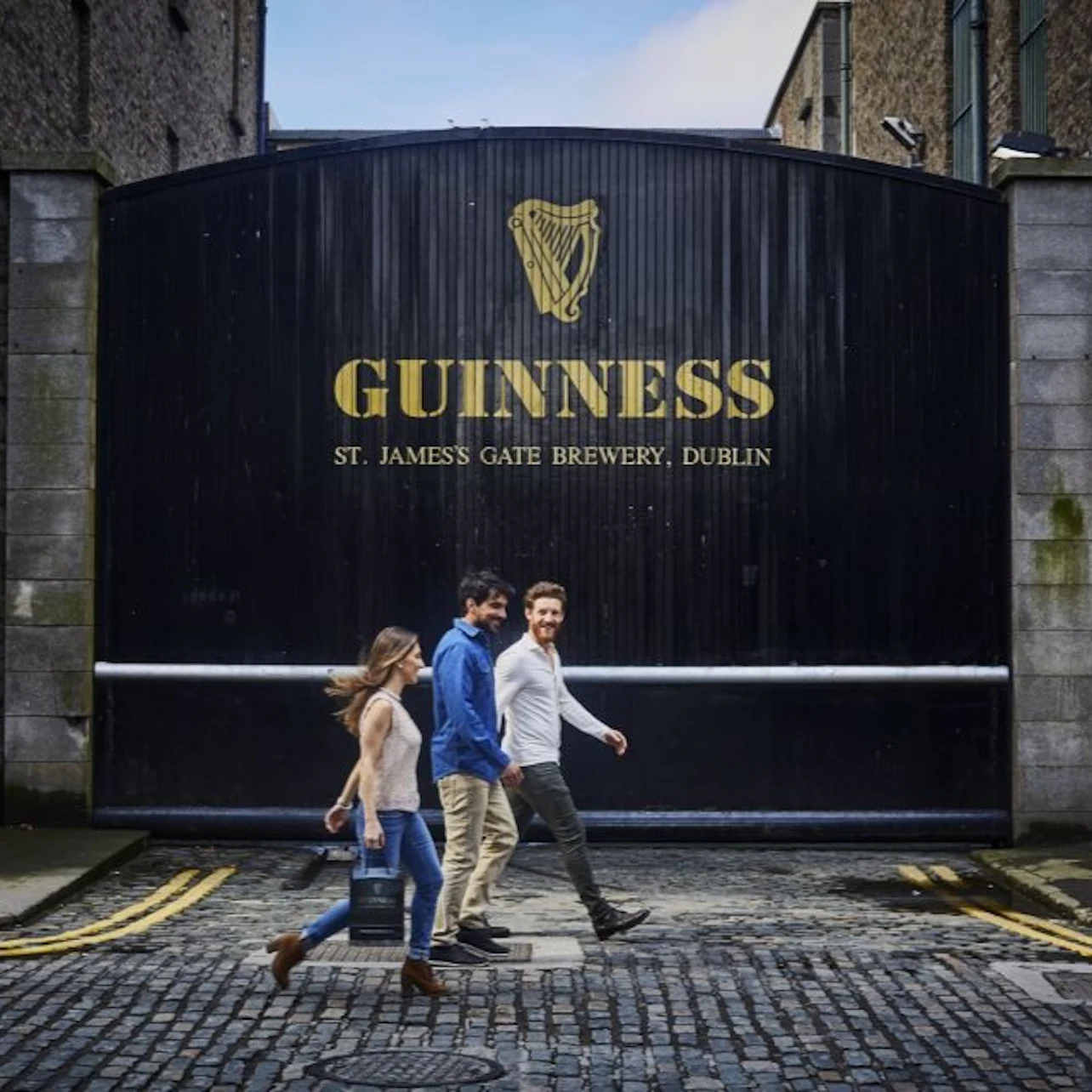 Jameson Distillery + Guinness Storehouse in Dublin – Tiqets