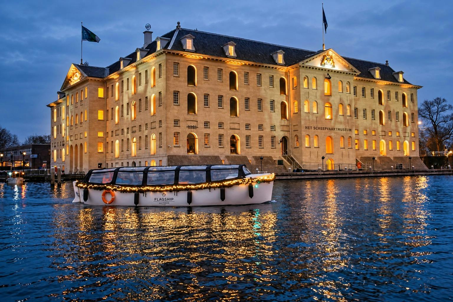 Amsterdam Light Festival: Luxury Boat Cruise + Optional Unlimited Drinks 5