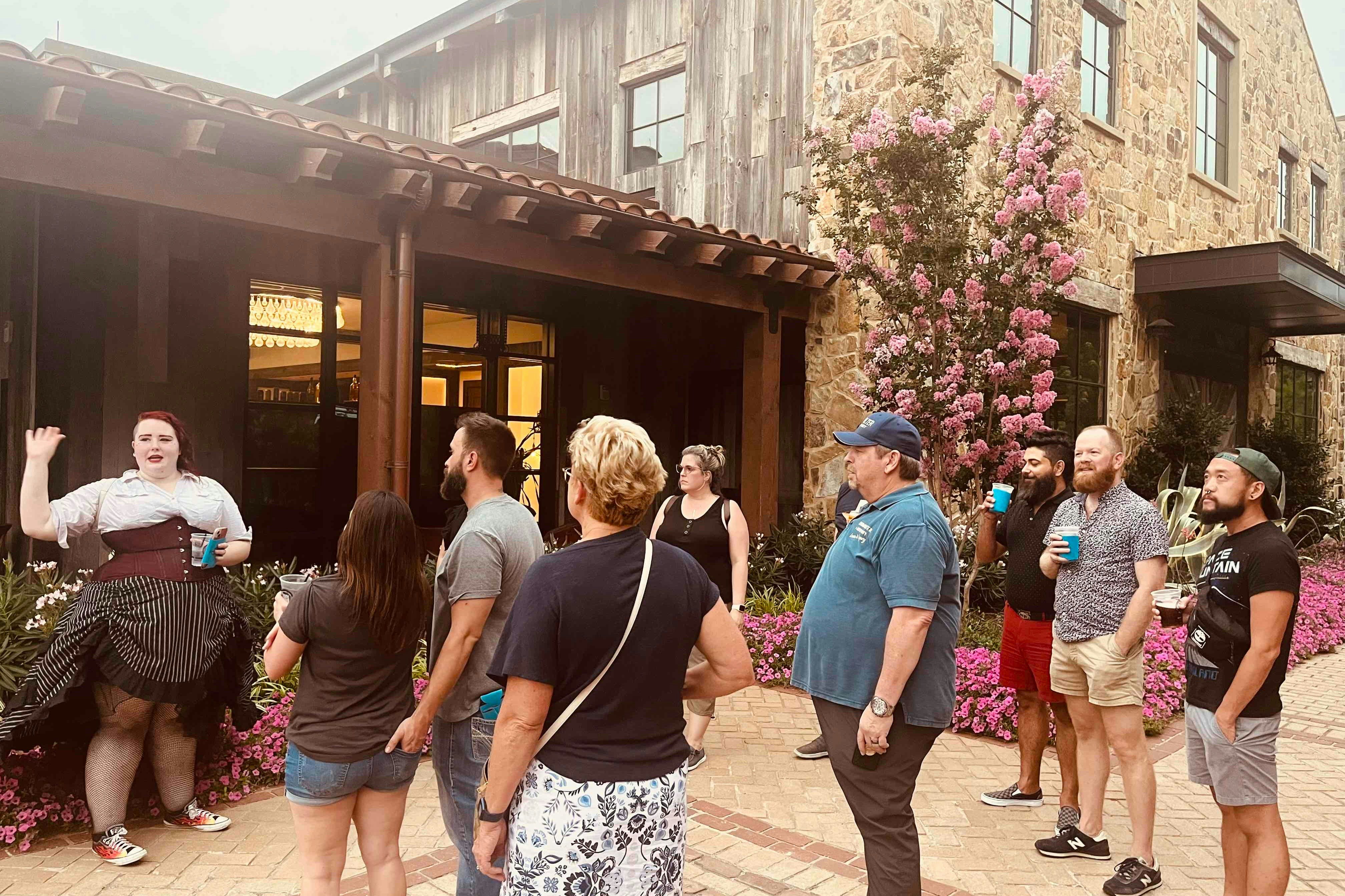 Fort Worth Stockyards: Tour Fantasma Pub Crawl