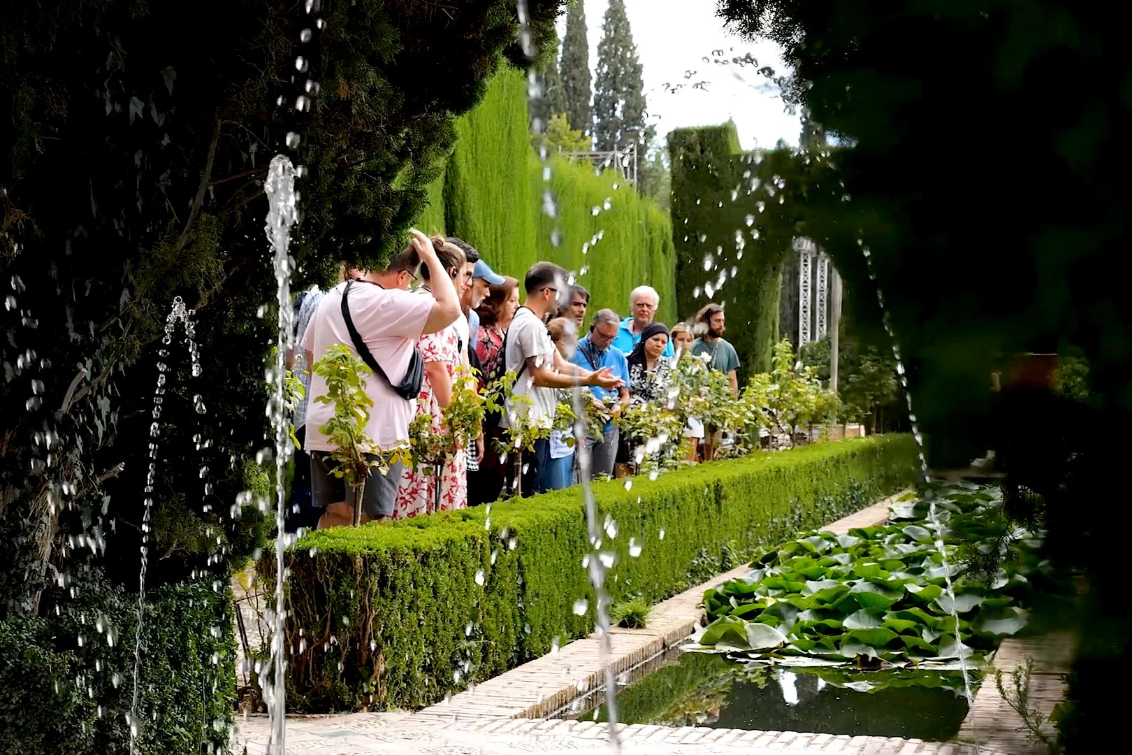 Alhambra & Nasrid Palaces: Guided Tour + City Pass