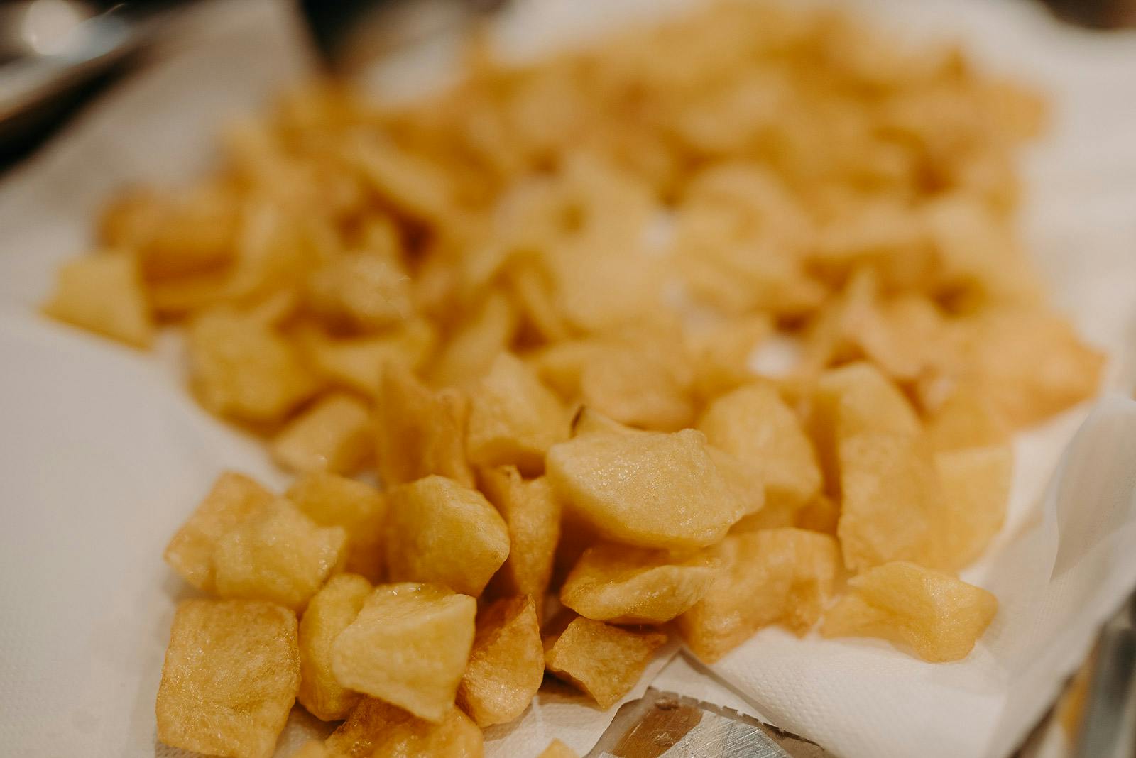 Madrid: Paella & Tapas Cooking Class + Market Visit