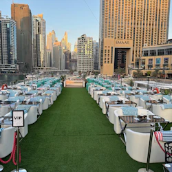 Dubai Marina: Lotus Megayacht Dinner Cruise 2