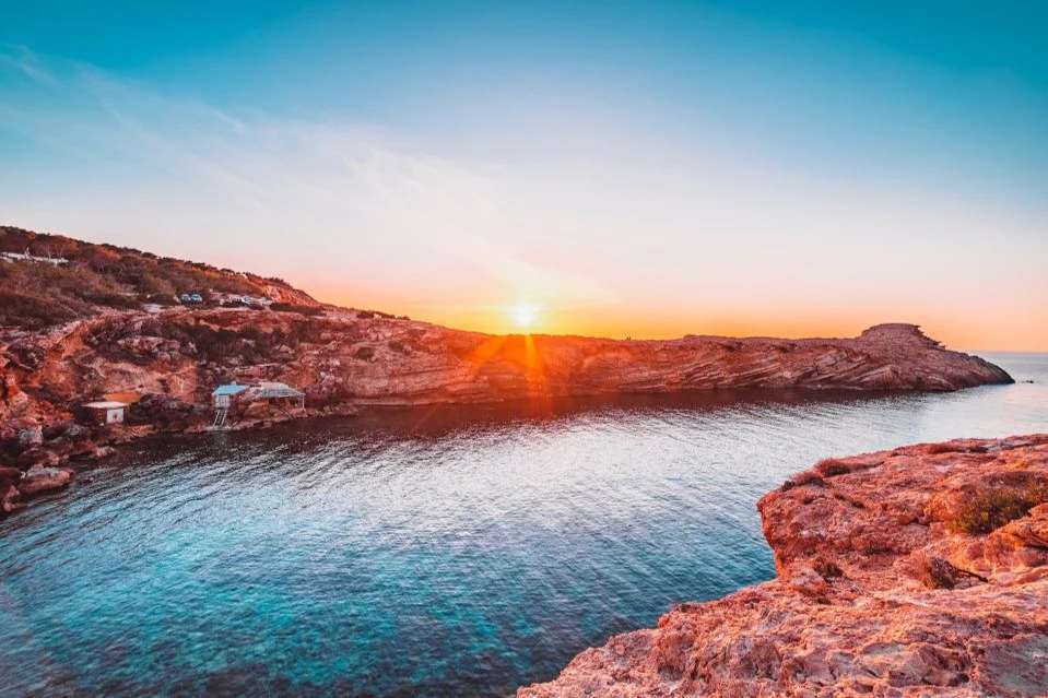 Palma de Mallorca: 4-Hr Small Group Sailing Trip + Snacks & Open Bar