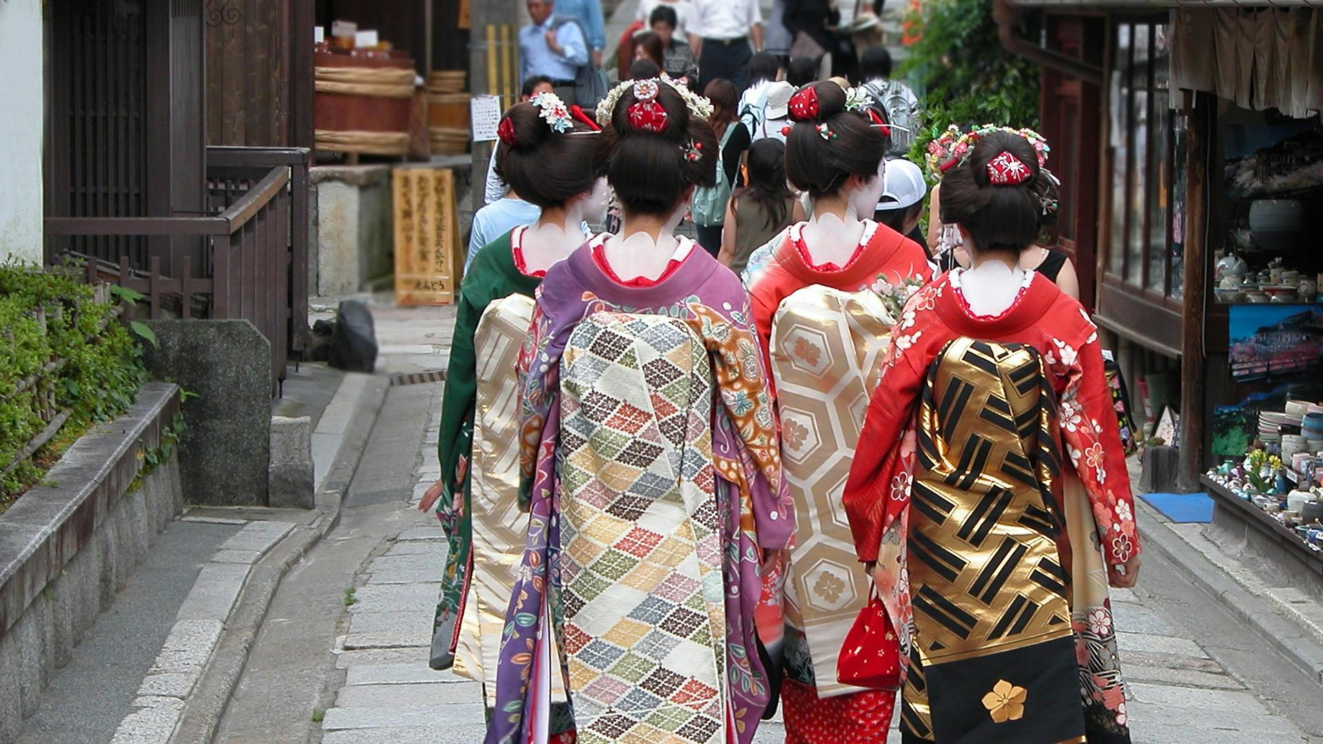 Kyoto: Gion Hidden Gems & Geisha Culture Tour - Photo 5