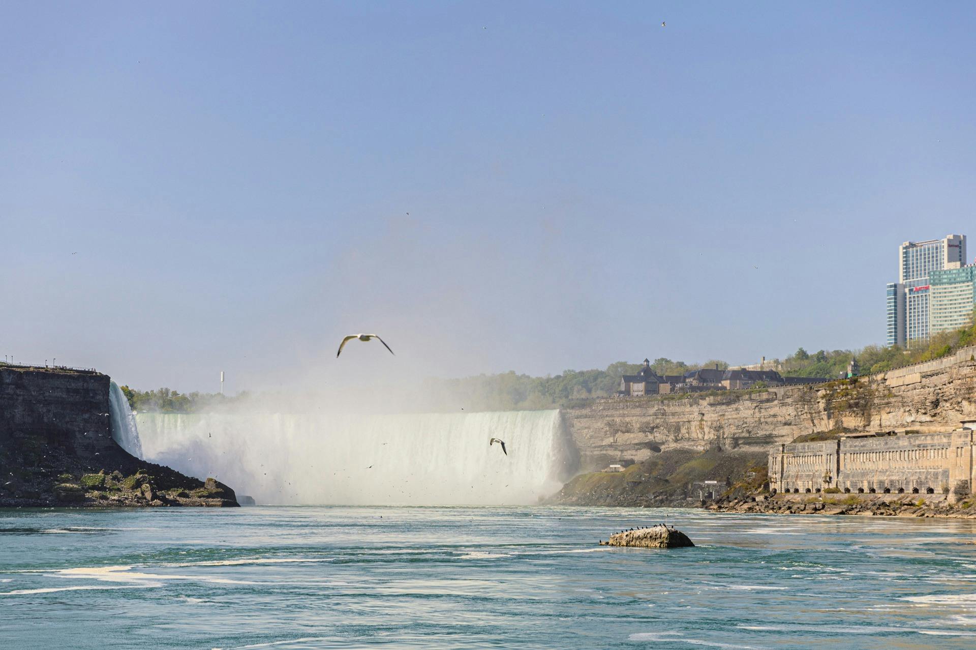 Niagara Falls Tour: Boat Ride & Journey Behind the Falls