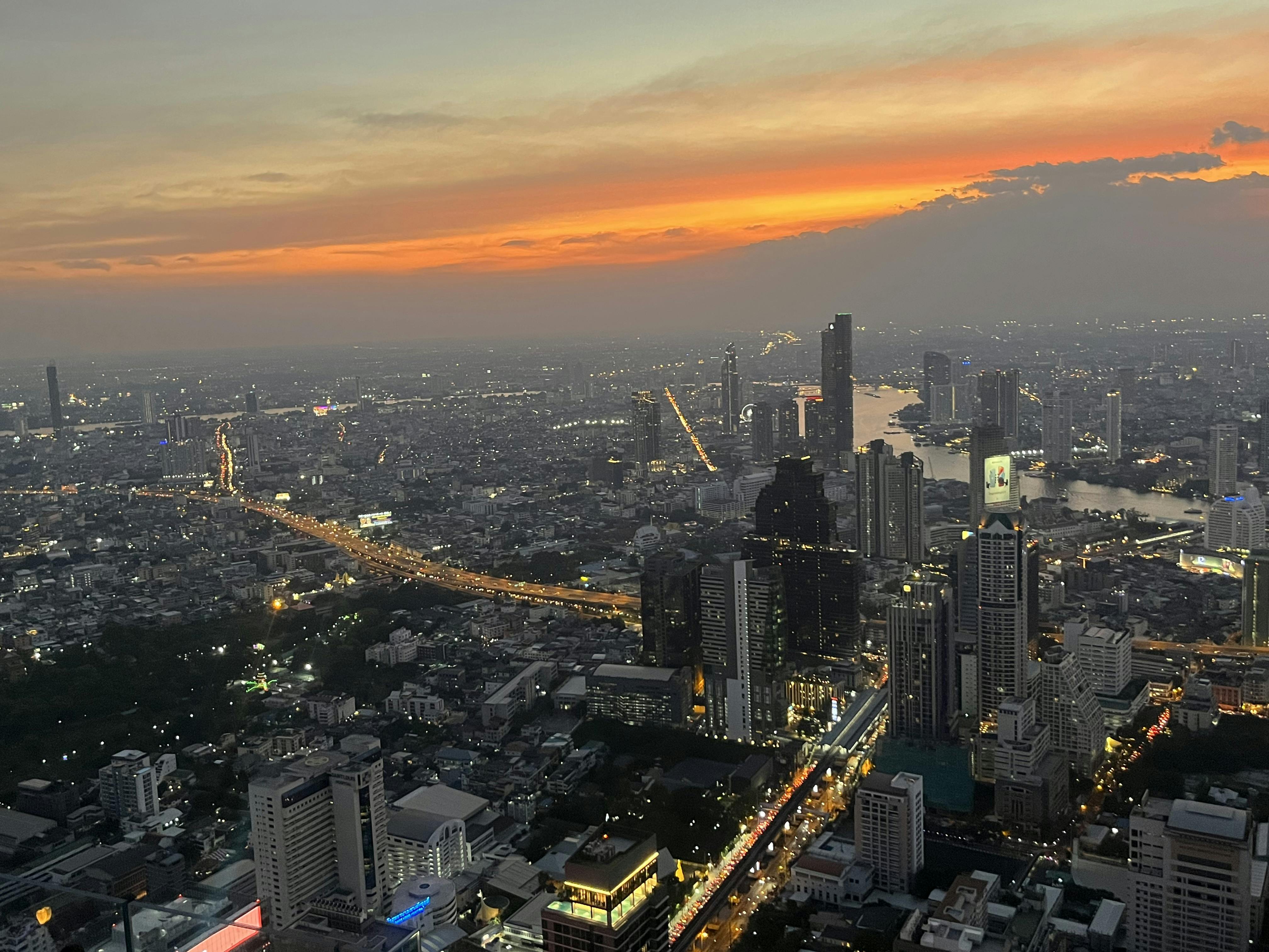 Mahanakhon SkyWalk Tickets - Bangkok | Tiqets.com