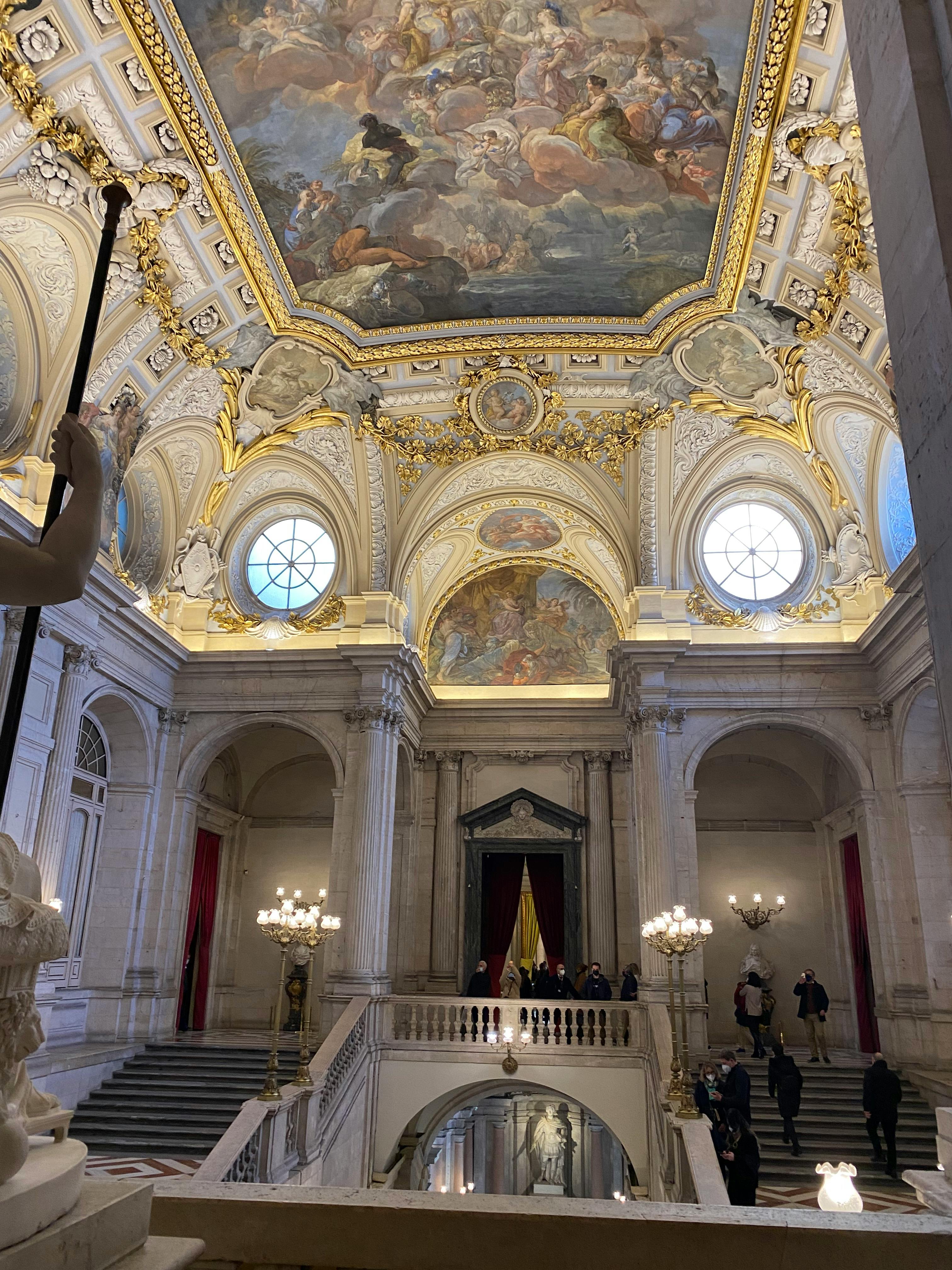 马德里皇宫 | 预订门票、观光团等