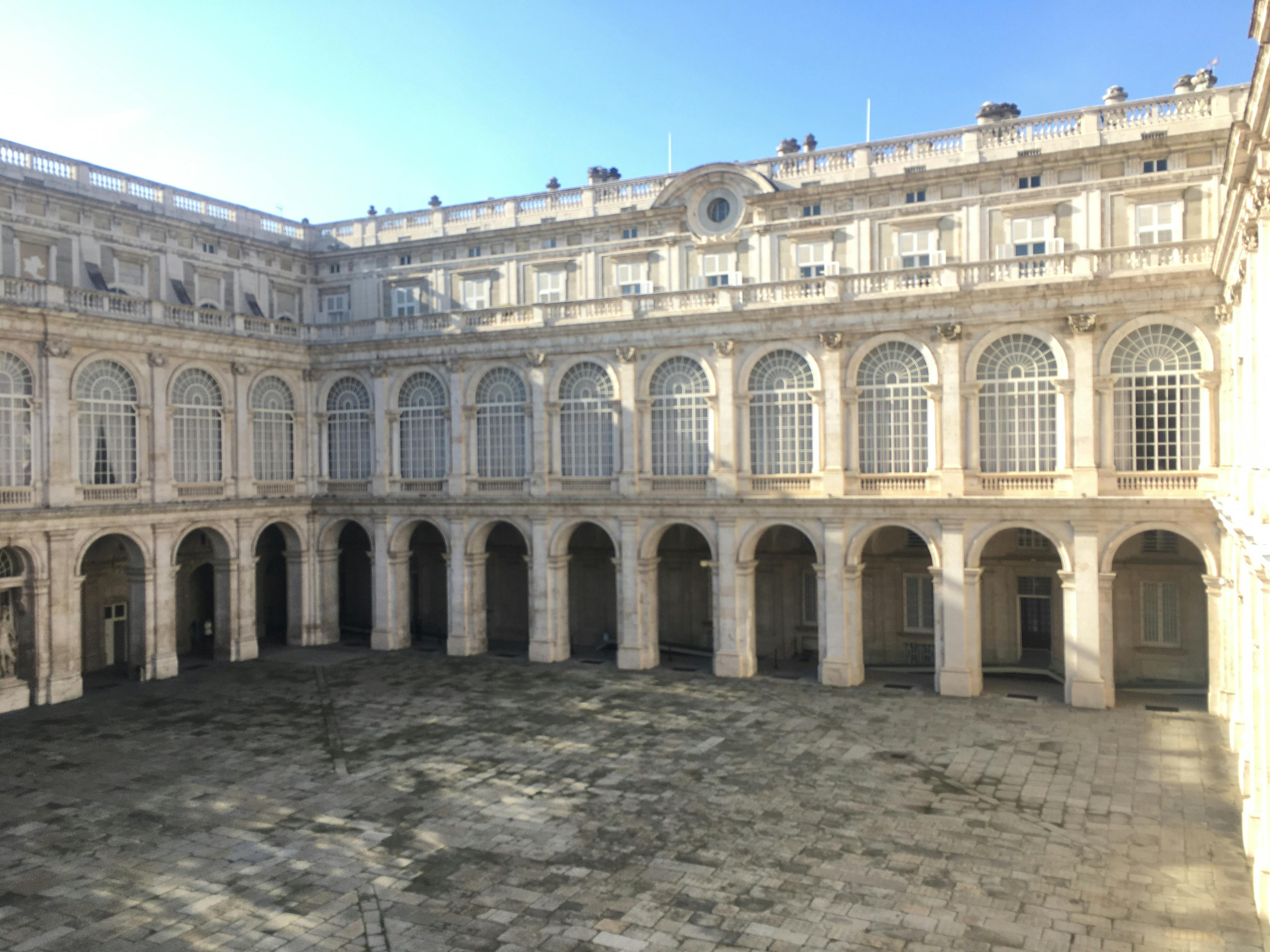 マドリード王宮のチケット ー マドリード Tiqets Com