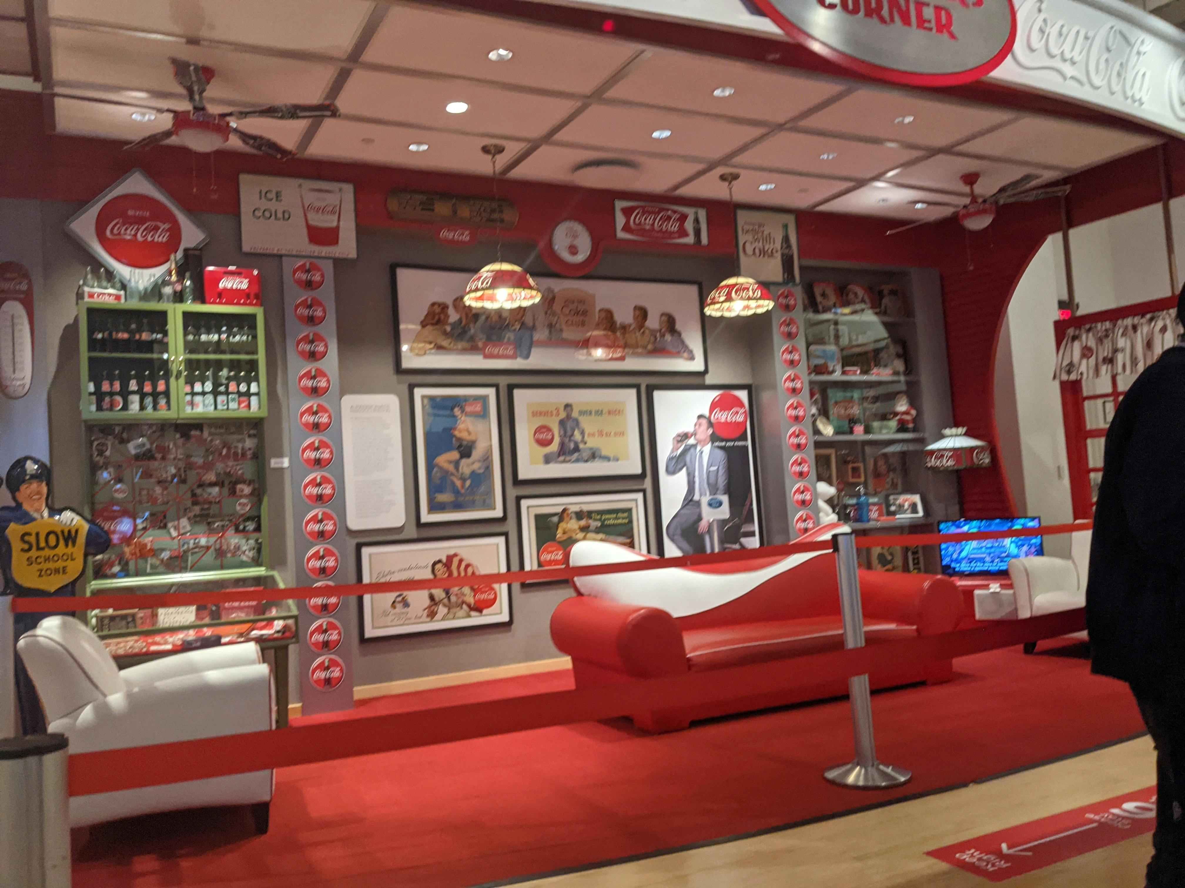 Móvil Montaña Una buena amiga el mundo de la coca cola atlanta sonrojo