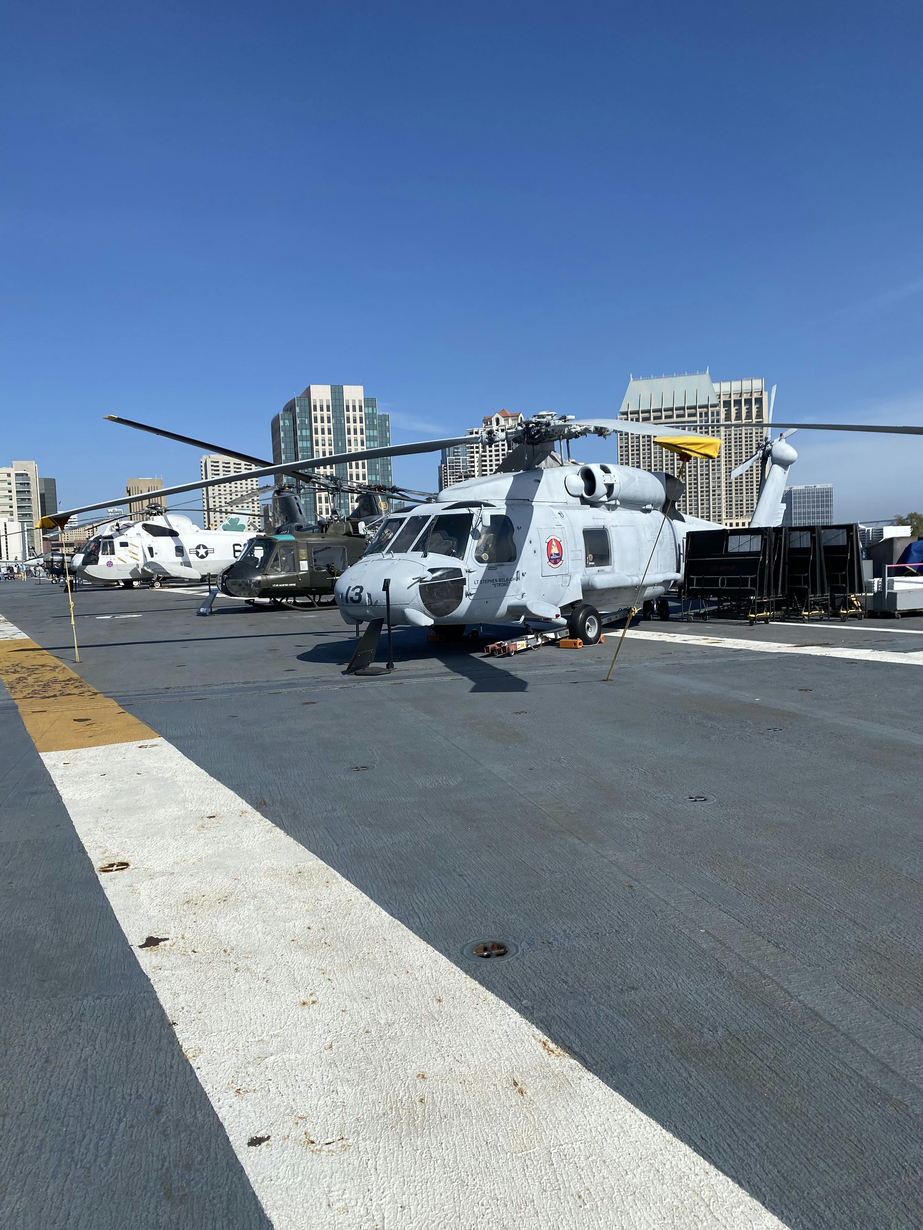 ミッドウェイ博物館 サンディエゴ Tiqets