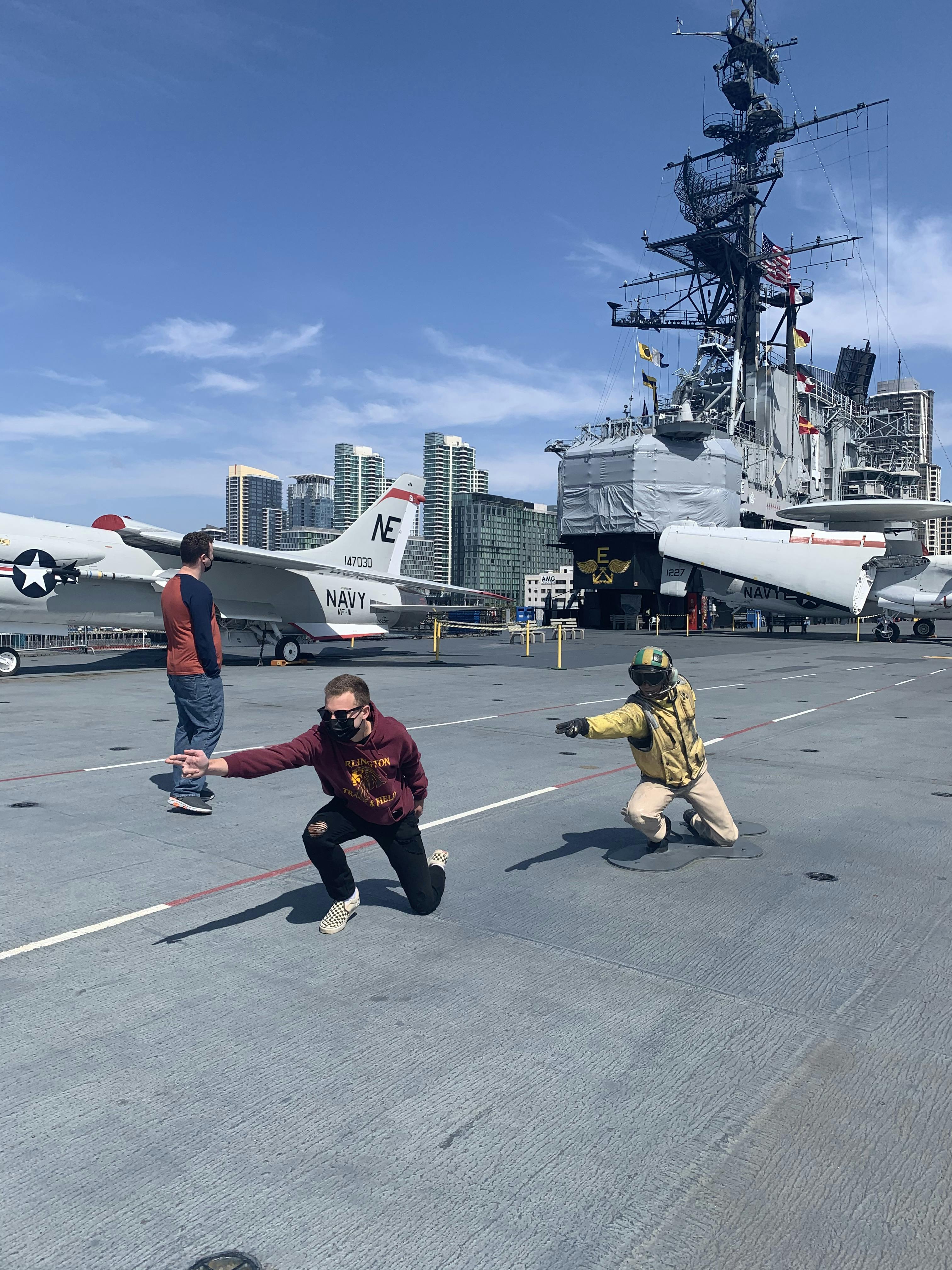 ミッドウェイ博物館 サンディエゴ Tiqets