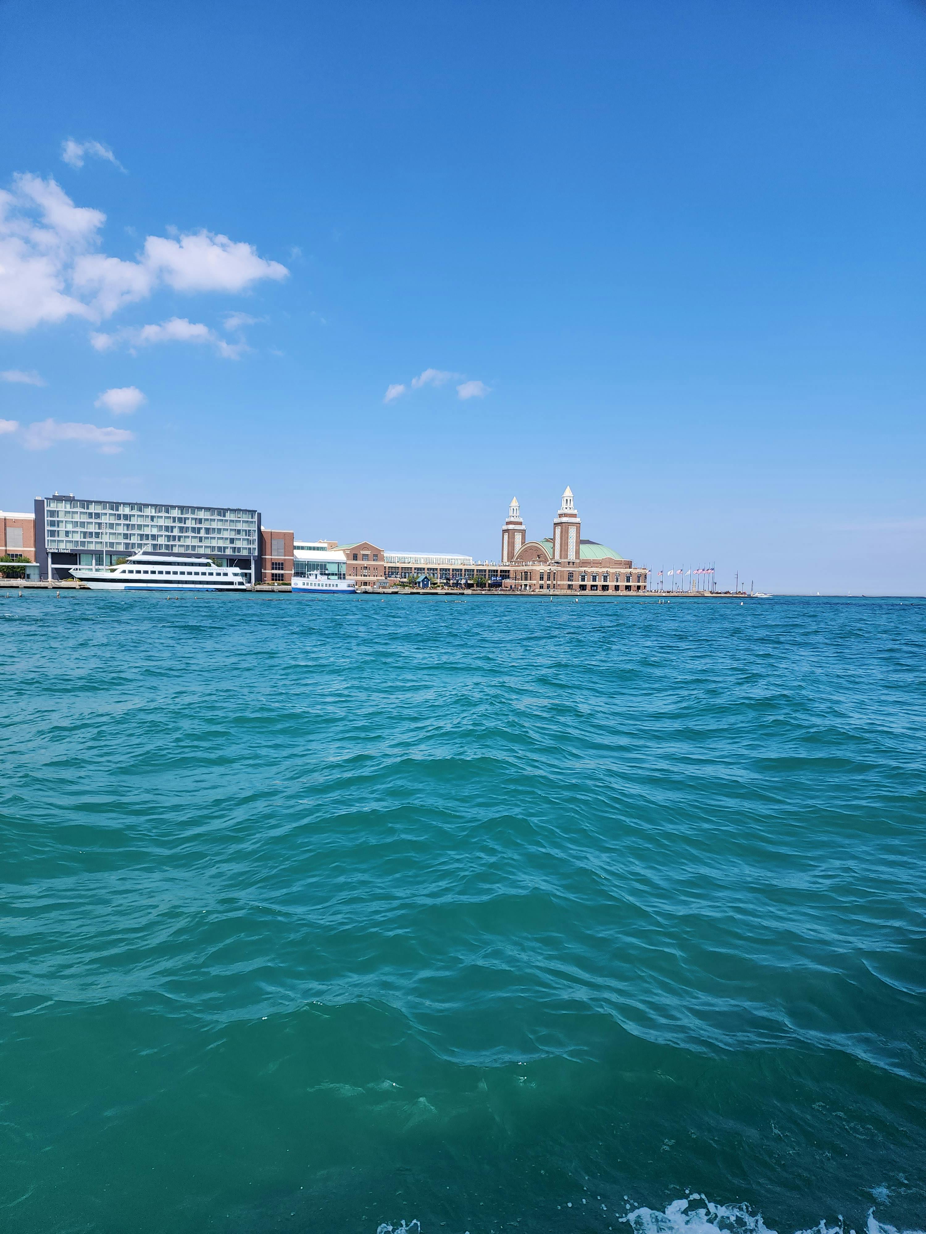 Wendella's 90Minute Lake & River Architecture Tour