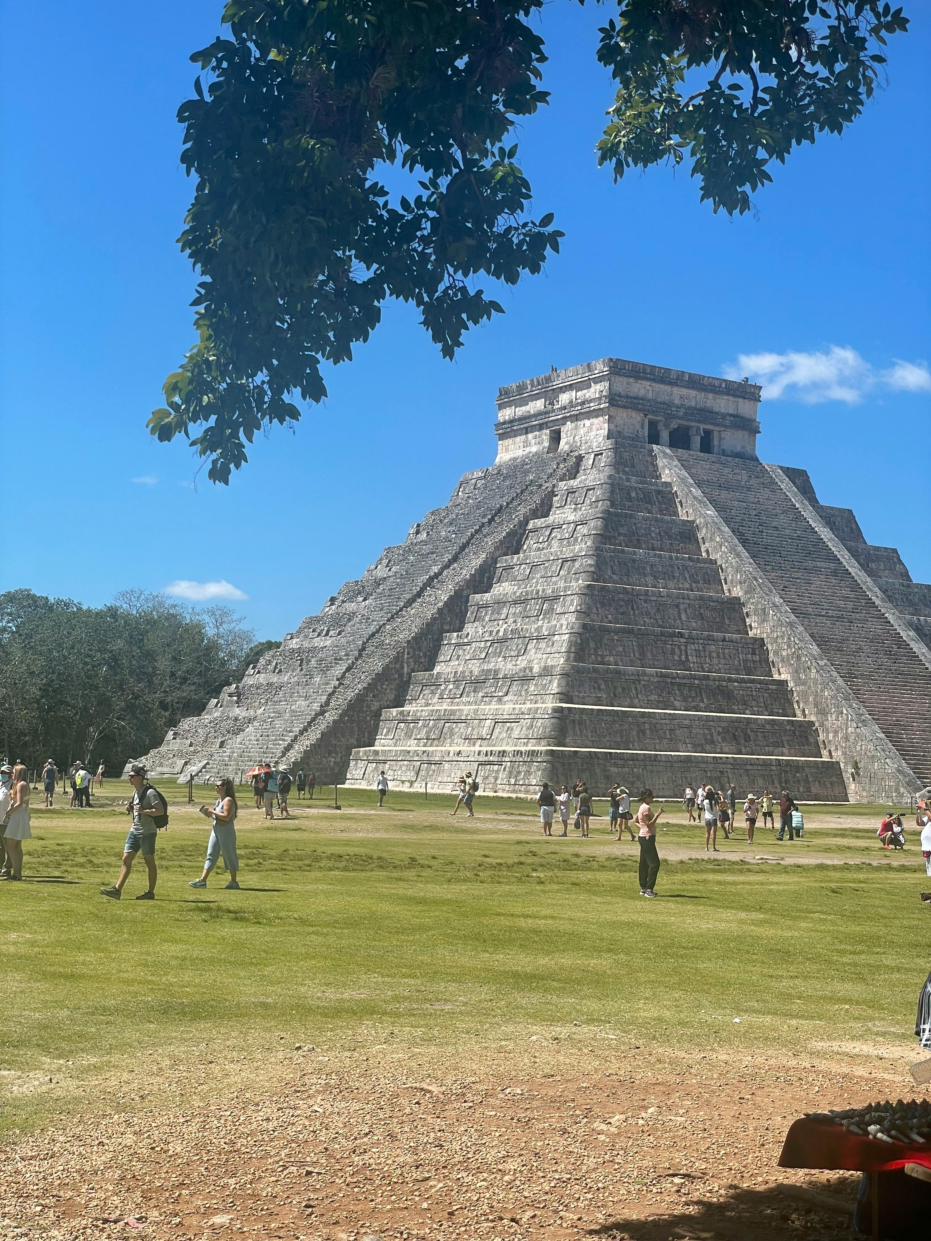 チチェン イッツァへの行列スキップチケット Tiqets