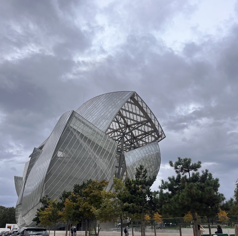 Why You Must Visit The Louis Vuitton Foundation in Paris - pack