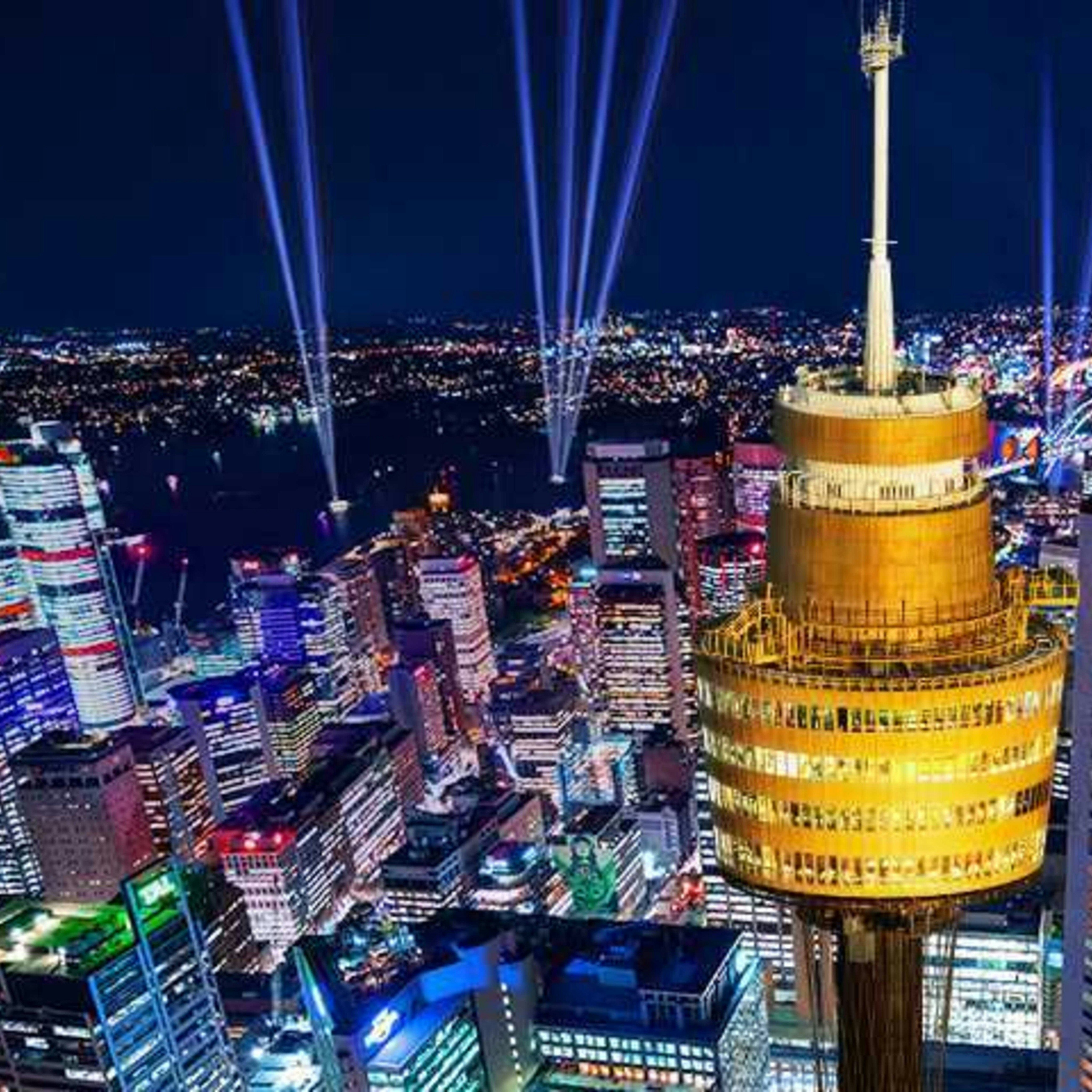 Evento especial: Vivid Sydney 2024 en el Sydney Tower Eye, Sydney Tower ...