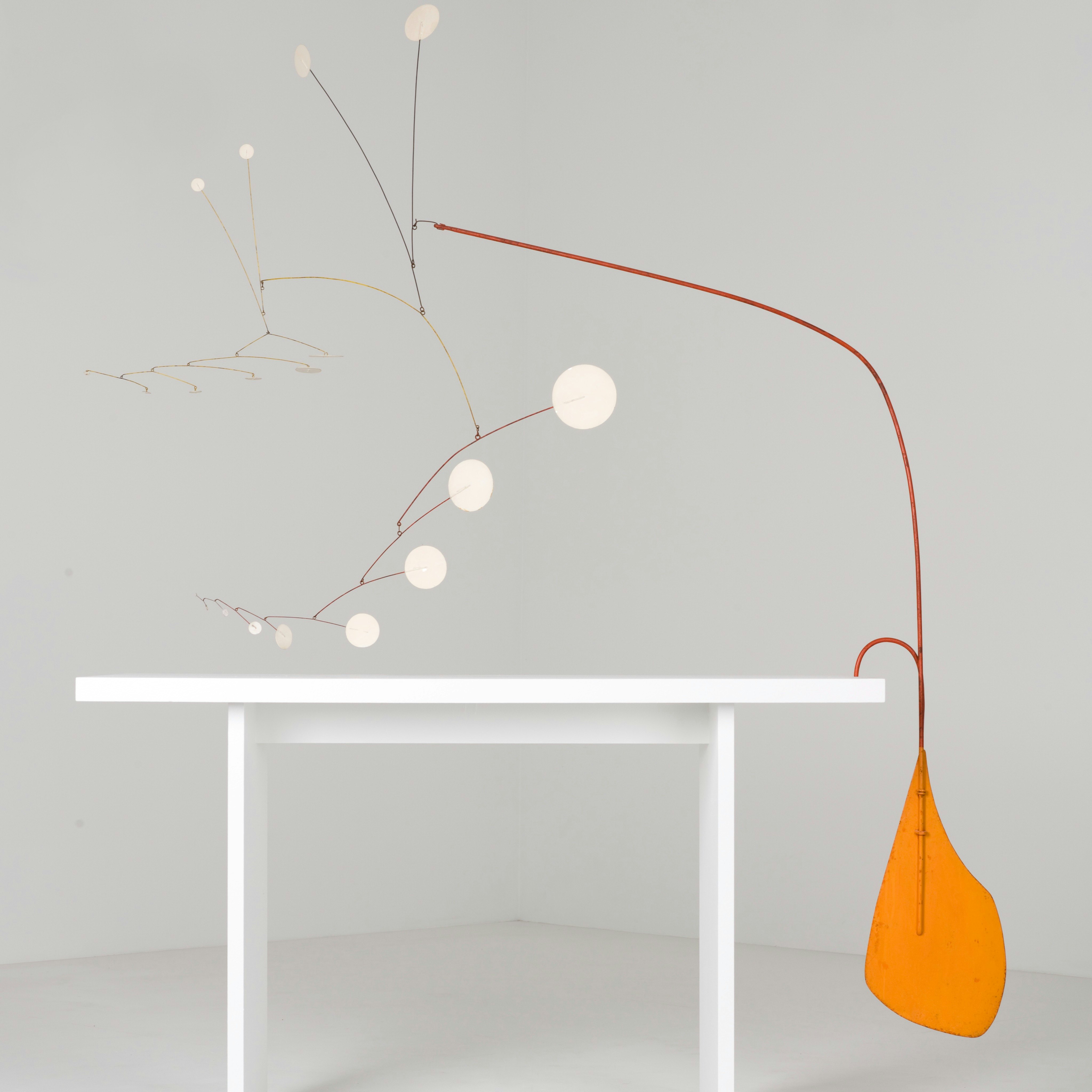 Ausstellung Umständlich Calder und die Poesie der Wissenschaft